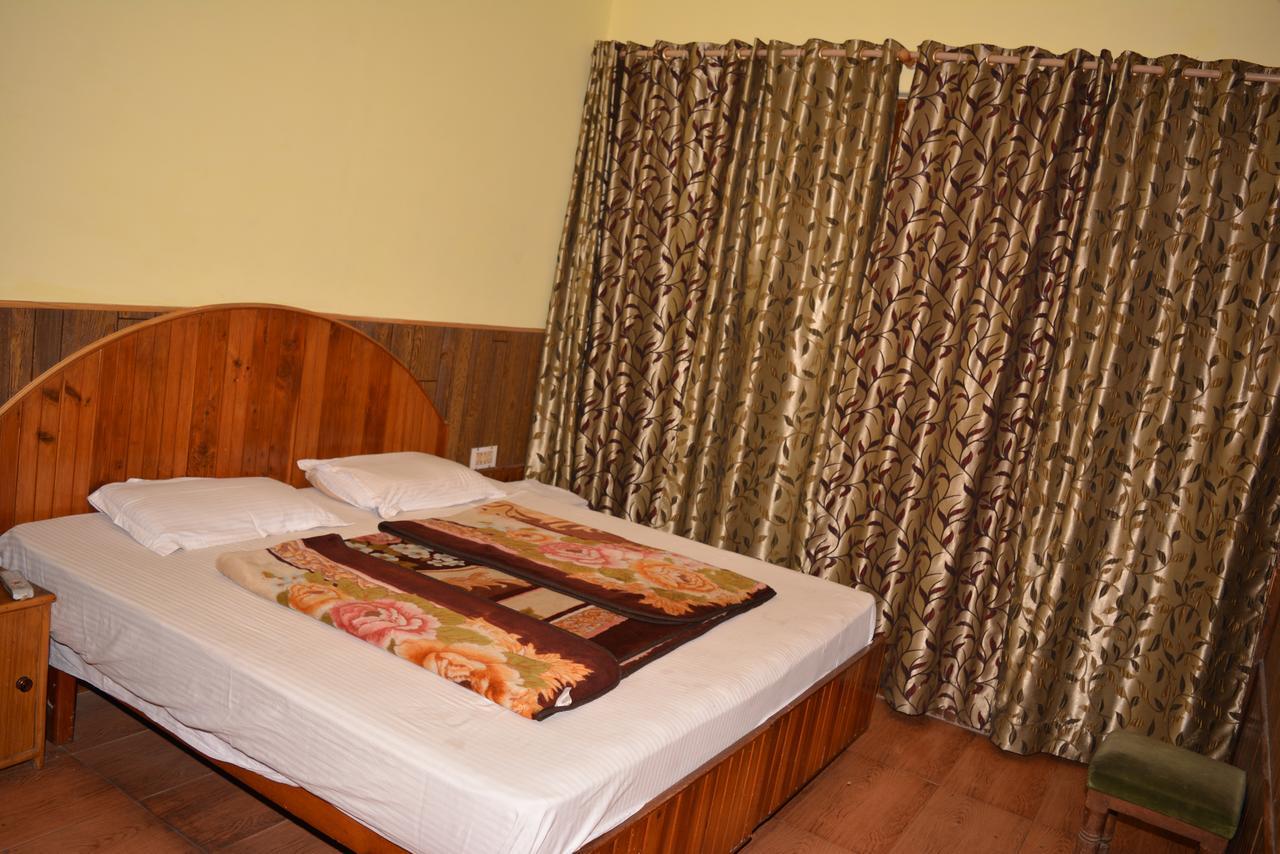 Hotel Tashila Manāli Zewnętrze zdjęcie