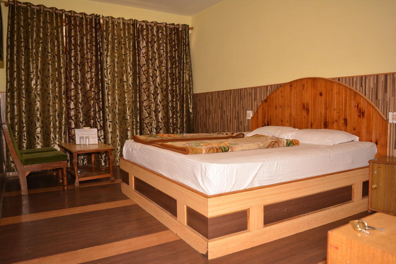 Hotel Tashila Manāli Zewnętrze zdjęcie