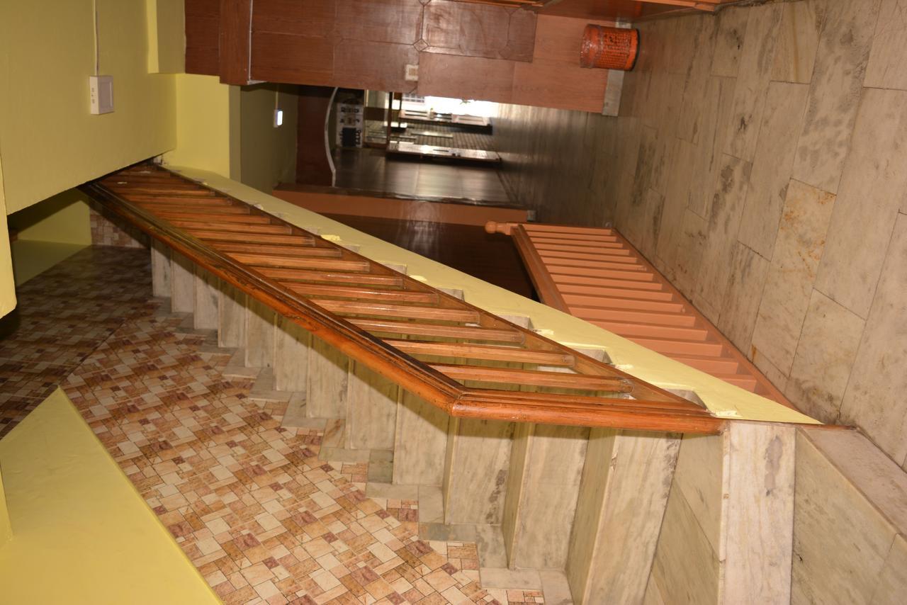 Hotel Tashila Manāli Zewnętrze zdjęcie