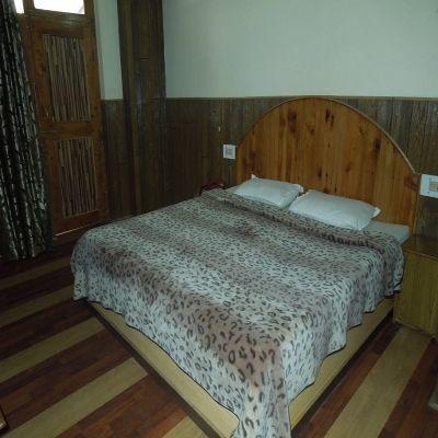 Hotel Tashila Manāli Zewnętrze zdjęcie