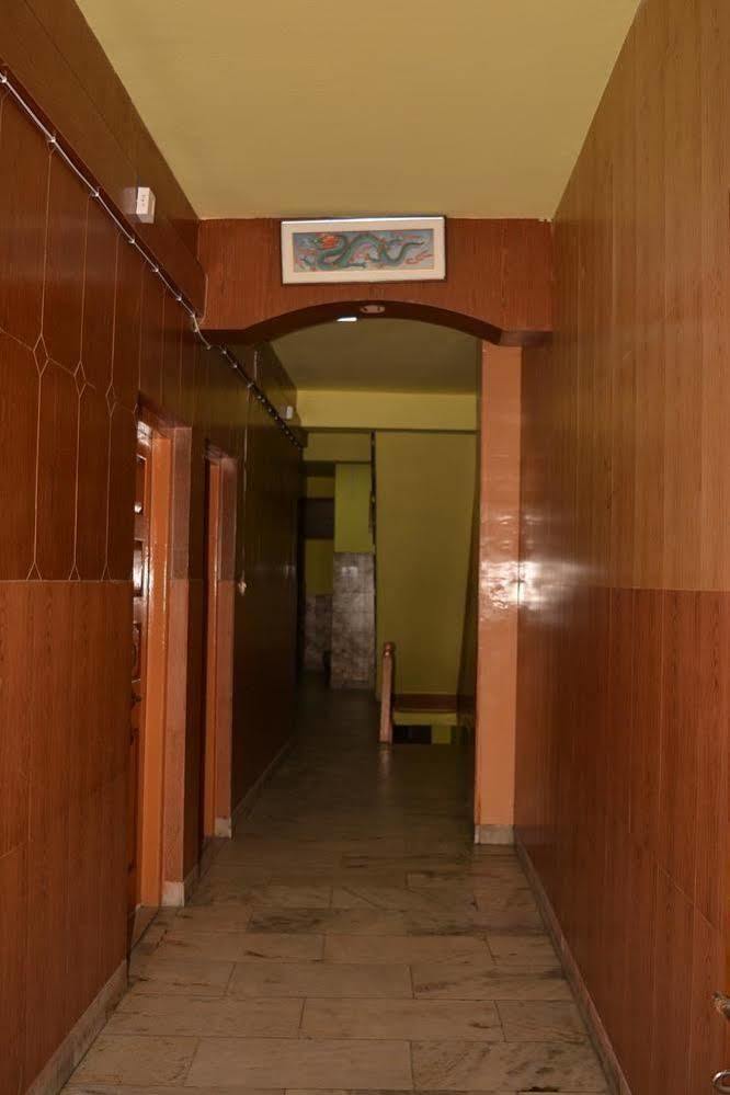 Hotel Tashila Manāli Zewnętrze zdjęcie